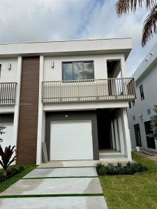 New construction Townhouse house 1209 Ne 11Th Ave, Unit A, Fort Lauderdale, FL 33304 - photo