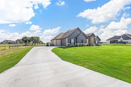 New construction Single-Family house 2071 Sunset Ridge Drive, Weatherford, TX 76087 - photo 2 2