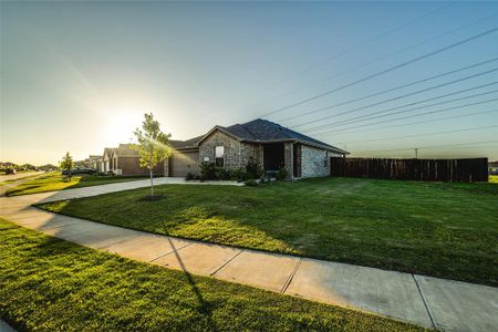 New construction Single-Family house 1769 Willow Creek Road, Lancaster, TX 75146 - photo 1 1