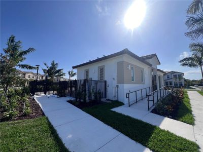 New construction Townhouse house 26487 Sw 148 Ave, Homestead, FL 33032 - photo 18 18
