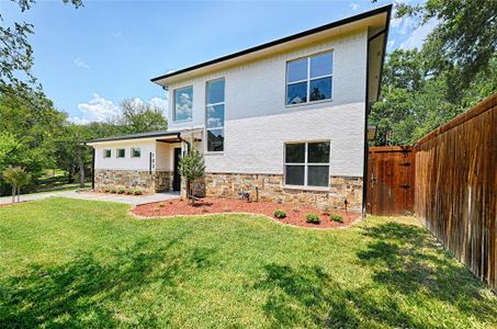 New construction Single-Family house 103 Brookdale Drive, Highland Village, TX 75077 - photo 2 2