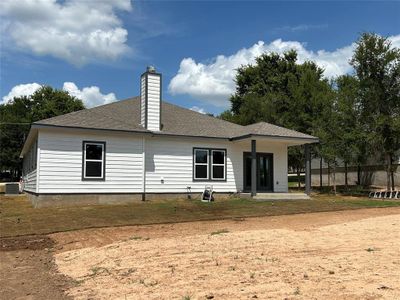 New construction Single-Family house 154 Puu Waa Waa Ln, Bastrop, TX 78602 - photo 4 4