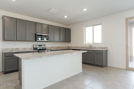 New construction Single-Family house 1600 W Pima Court, Coolidge, AZ 85128 Plan 2419- photo 3 3