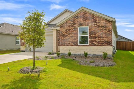 New construction Single-Family house 1322 Panela Road, Crandall, TX 75114 - photo 3 3