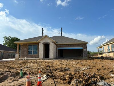New construction Single-Family house 3513 Austin Street, Gainesville, TX 76240 Basswood- photo 1 1