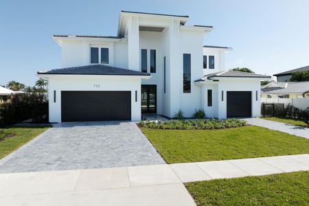 New construction Single-Family house 723 Ibis Way, North Palm Beach, FL 33408 - photo 0