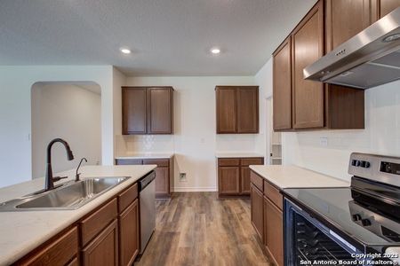 New construction Single-Family house 402 Saddle Haven, Cibolo, TX 78108 - photo 10 10