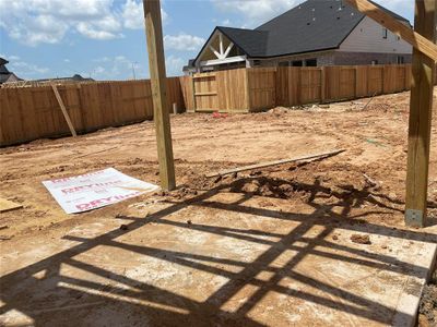 New construction Single-Family house 31426 Warm Kindling Way, Fulshear, TX 77441 Strasburg- photo 16 16