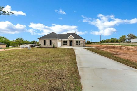 New construction Single-Family house 2000 Sweet Springs Road, Weatherford, TX 76088 - photo 0 0
