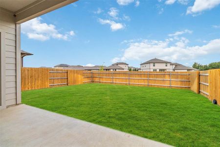 New construction Single-Family house 727 Aster Pl, Bastrop, TX 78602 - photo 27 27