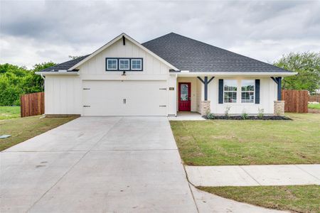 New construction Single-Family house 603 Kyle Drive, Tioga, TX 76271 - photo 0 0