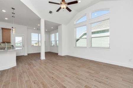 New construction Single-Family house 4919 Perennial Court, Iowa Colony, TX 77583 Margaux - Chateau Collection- photo 30 30