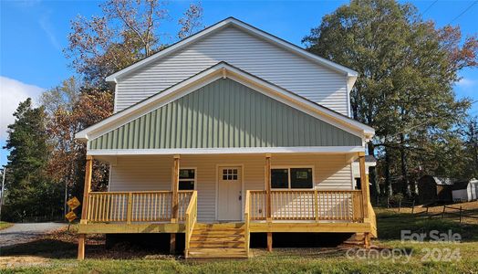 New construction Single-Family house 902 N Mountain Street, Cherryville, NC 28021 - photo 0