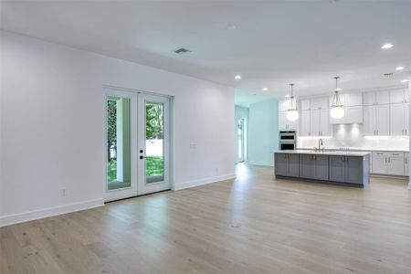 New construction Single-Family house 507 N Woodlynne Avenue, Tampa, FL 33609 - photo 5 5