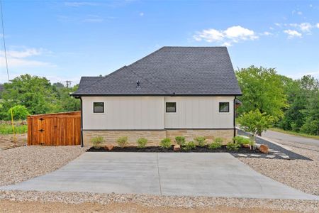 New construction Single-Family house 2416 Centaurus Way, Granbury, TX 76048 - photo 34 34