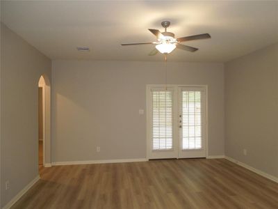 New construction Single-Family house 10470 Sweetwater Creek Drive, Cleveland, TX 77328 - photo 6 6