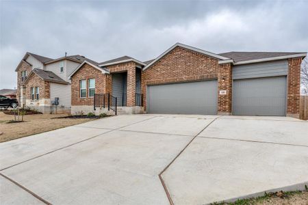 New construction Single-Family house 596 Silver Springs Bnd, Kyle, TX 78640 - photo 1 1