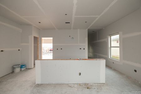 New construction Single-Family house 7007 Pioneer Rock, San Antonio, TX 78253 Dogwood - 30' Smart Series- photo 5 5