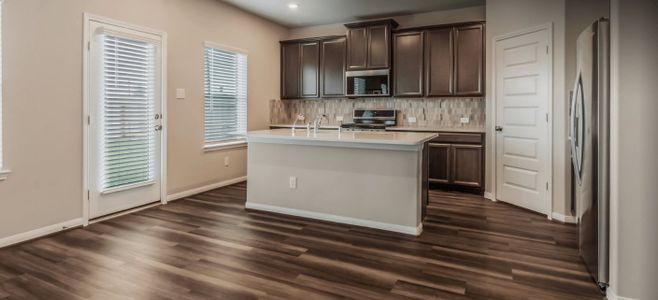 New construction Single-Family house 11806 Mustang Grove, San Antonio, TX 78245 - photo 7 7