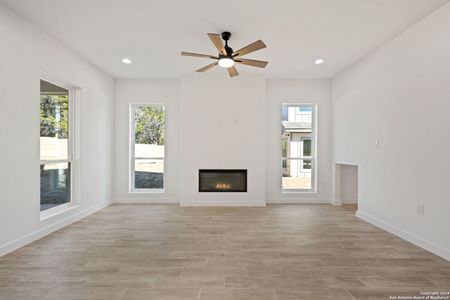 New construction Single-Family house 2367 Hornsby, Spring Branch, TX 78070 - photo 6 6