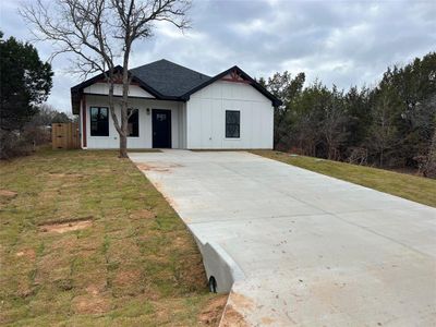 New construction Single-Family house 1517 Ridgeview Trail, Granbury, TX 76048 - photo 0