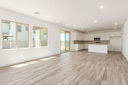 New construction Single-Family house 10202 N 49Th Avenue, Glendale, AZ 85302 Tamburlaine- photo 8 8