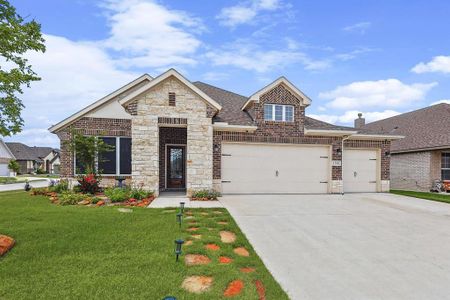 New construction Single-Family house 1501 Sidewinder Trail, Weatherford, TX 76087 - photo 1 1