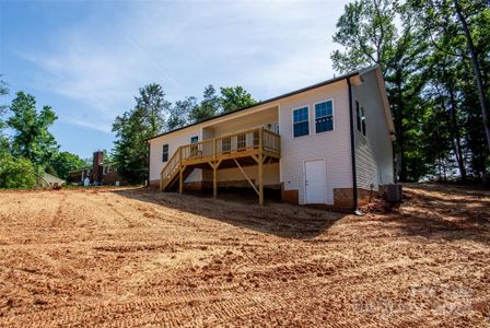 New construction Single-Family house 113 W Meadowview Drive, Unit 80, Statesville, NC 28625 - photo 32 32