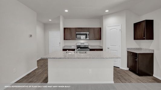 New construction Single-Family house 104 Heatherwood Terrace, Marble Falls, TX 78654 - photo 16 16