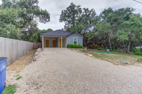 New construction Single-Family house 165 Water Oak Ln, Canyon Lake, TX 78133 - photo 12 12