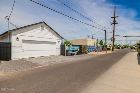 New construction Single-Family house 1441 E Hoover Avenue, Phoenix, AZ 85006 - photo 41 41