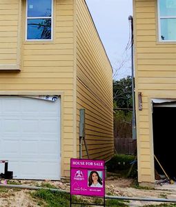 New construction Single-Family house 6230 Nuben Street, Houston, TX 77091 - photo 1 1