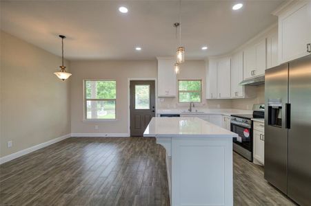 New construction Single-Family house 210 Chisholm Hills Drive, New Fairview, TX 76078 - photo 14 14