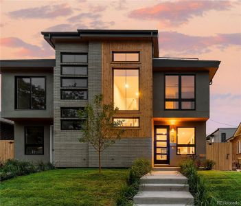 Stunning sunset behind this elevated residence in the heart of Berkeley.