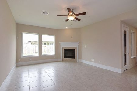 New construction Single-Family house 611 Long Trail, Mansfield, TX 76063 - photo 8 8