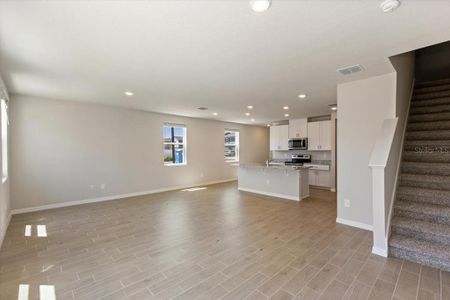 New construction Townhouse house 32468 Limitless Place, Wesley Chapel, FL 33545 Windsor- photo 5 5