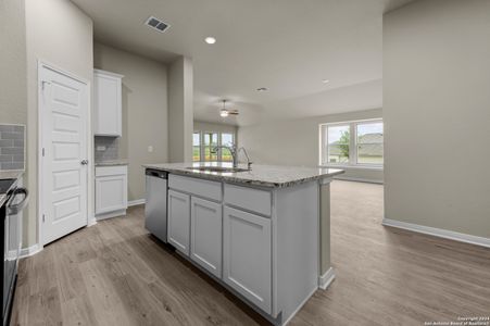 New construction Single-Family house 12311 Flatiron Way, San Antonio, TX 78002 Kingsley- photo 6 6