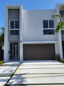 New construction Townhouse house 2265 Southeast 7th Street, Pompano Beach, FL 33062 - photo 1 1