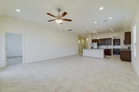 New construction Single-Family house 13007 Blue Flame Drive, San Antonio, TX 78245 - photo 13 13
