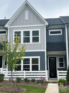 New construction Townhouse house 143 Forest Lake Boulevard, Unit C, Mooresville, NC 28117 - photo 0