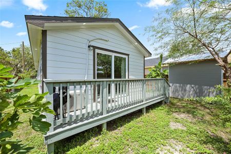 New construction Single-Family house 979 Elkhart Street, Houston, TX 77091 - photo 8 8