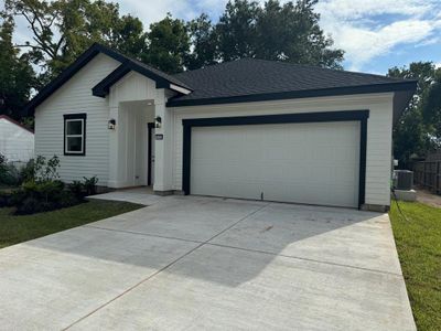 New construction Single-Family house 522 Elmo Street, La Marque, TX 77568 - photo 0