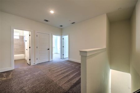 New construction Condo/Apt house 1811 Webberville Rd, Unit 4104, Austin, TX 78721 - photo 18 18