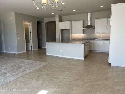 New construction Single-Family house 16000 W Montana Del Oro Drive, Surprise, AZ 85387 - photo 8 8