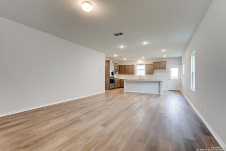 New construction Single-Family house 7026 Sycamore Pass, San Antonio, TX 78252 - photo 13 13