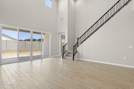 New construction Single-Family house 10316 W Quail Avenue, Peoria, AZ 85382 - photo 12 12