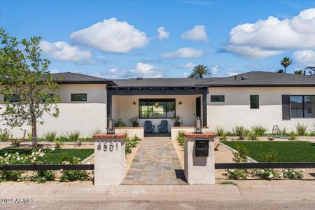 New construction Single-Family house 4501 E Cheery Lynn Road, Phoenix, AZ 85018 - photo 1 1