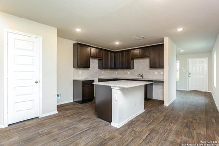 New construction Single-Family house 8574 Redhawk, San Antonio, TX 78222 Tarrant P- photo 5 5