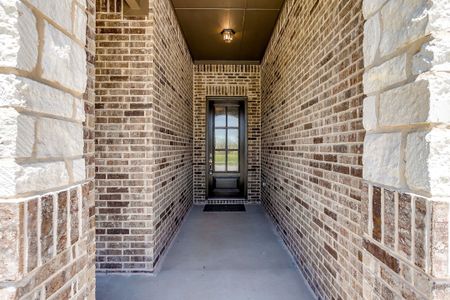 New construction Single-Family house 549 Holiday Ave, Waxahachie, TX 75165 Concord - Front Entry- photo 7 7