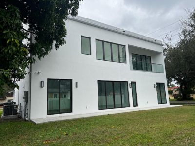 New construction Single-Family house 2 Hough Drive, Miami Springs, FL 33166 - photo